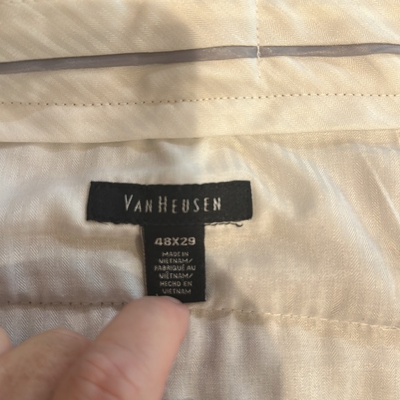 Van Heusen Men's Tan Pants size 48x29 - Picture 3 of 3